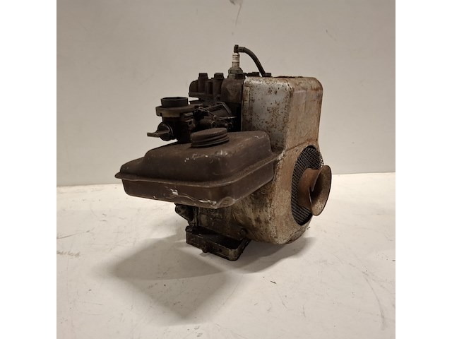 Benzinemotor - afbeelding 3 van  8
