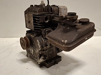 Benzinemotor - afbeelding 4 van  8