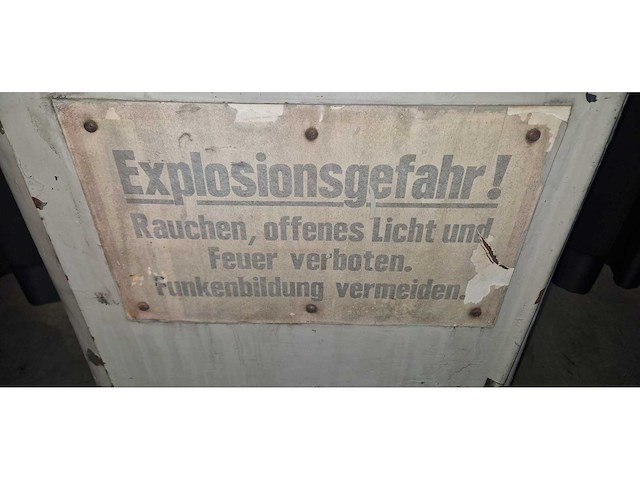 Benzinepomp - afbeelding 6 van  11