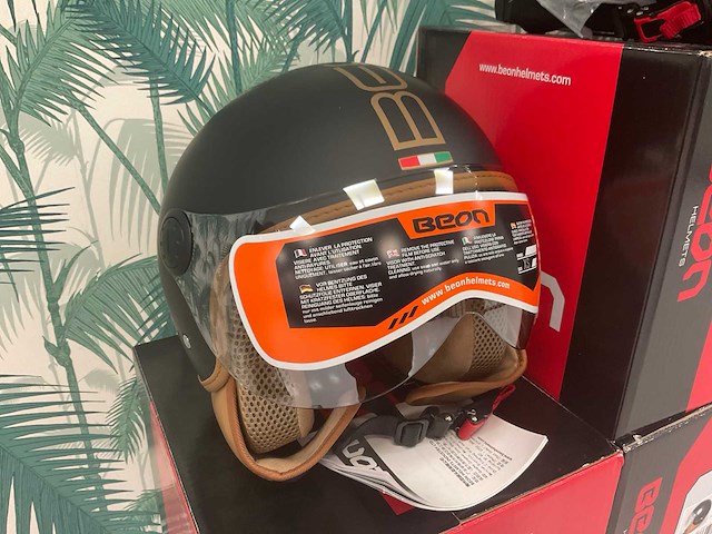 Beon lifestyle partij helmen - afbeelding 8 van  15
