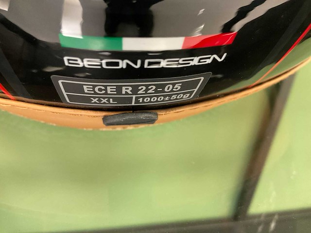 Beon lifestyle xxl helm - afbeelding 5 van  6