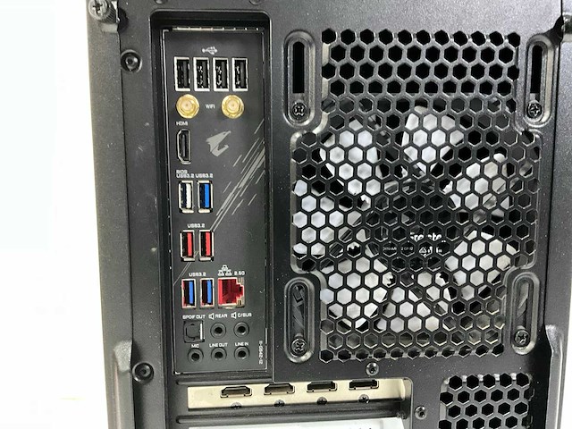 Bequiet - fractal design - desktop - afbeelding 10 van  11