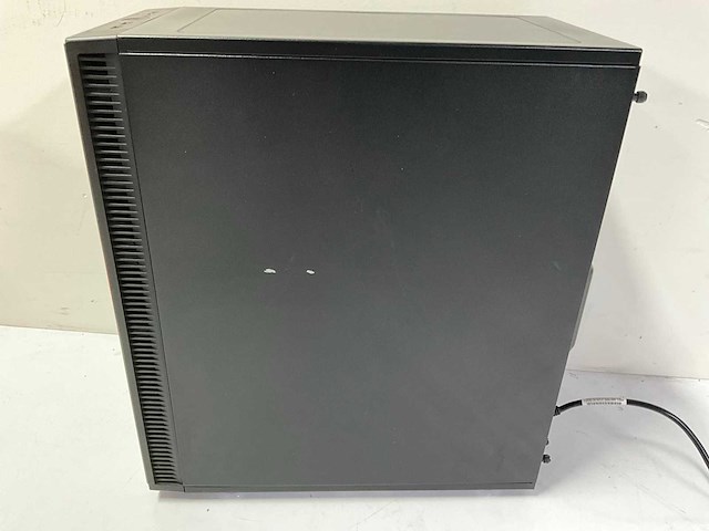 Bequiet - fractal design - desktop - afbeelding 9 van  11