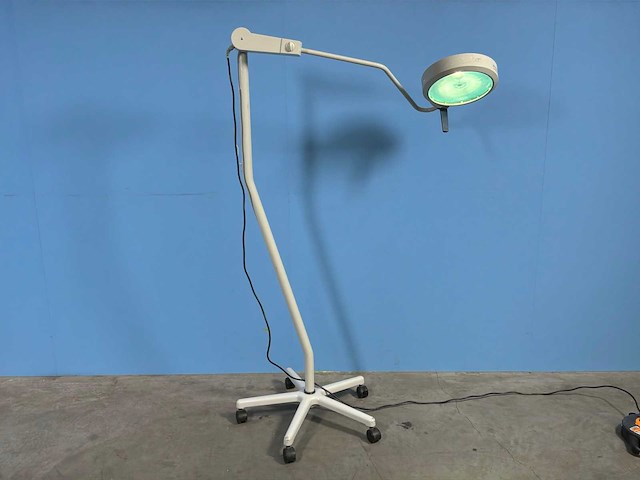 Berchtold - chromophare d300 - onderzoekslamp (2x) - afbeelding 8 van  15