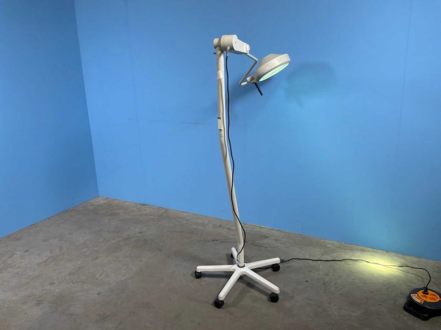 Berchtold - chromophare d300 - onderzoekslamp (2x) - afbeelding 5 van  7