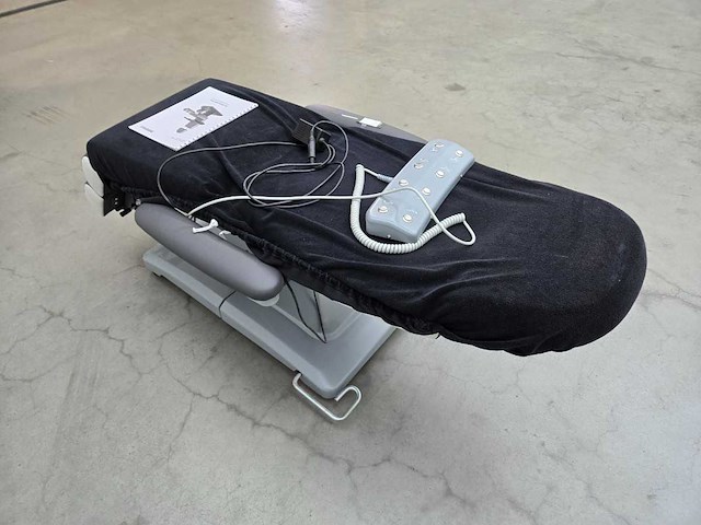Berchtold podo easy pedicuretafel / behandeltafel - afbeelding 4 van  8