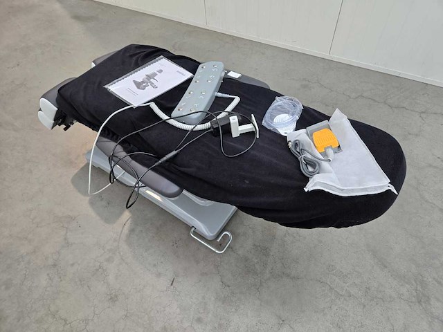 Berchtold podo easy pedicuretafel / behandeltafel - afbeelding 4 van  5