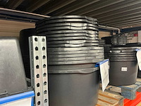 Berdal pallets met emmers en kuipen (6x) - afbeelding 6 van  8