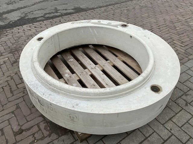 Berding beton wd150 624907 4-delige gietvorm put - afbeelding 3 van  6