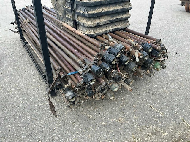 Beregeningsapparatuur / boomgaardsproeiers + toebehoren - afbeelding 8 van  11