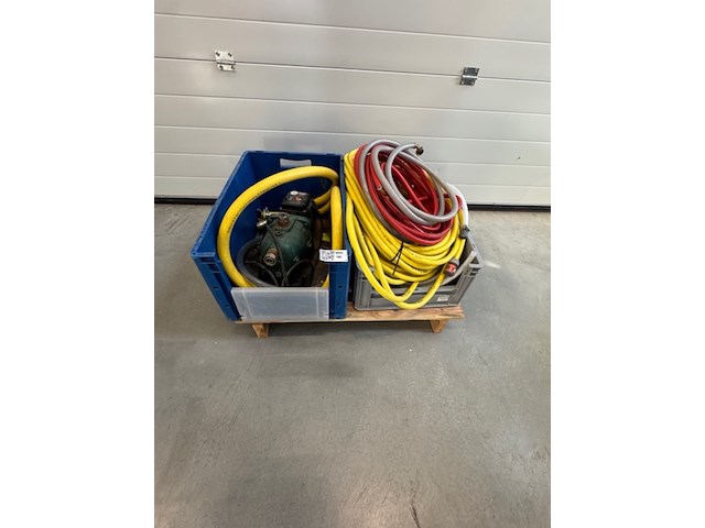 Beregeningspomp met diverse slangen dab, jet 92 m - afbeelding 1 van  4