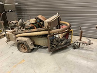 Beregeningspomp op aanhanger - afbeelding 1 van  13