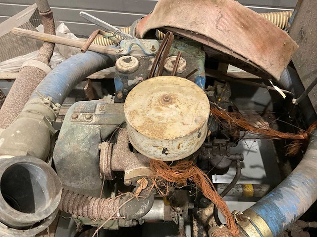 Beregeningspomp op aanhanger - afbeelding 10 van  13