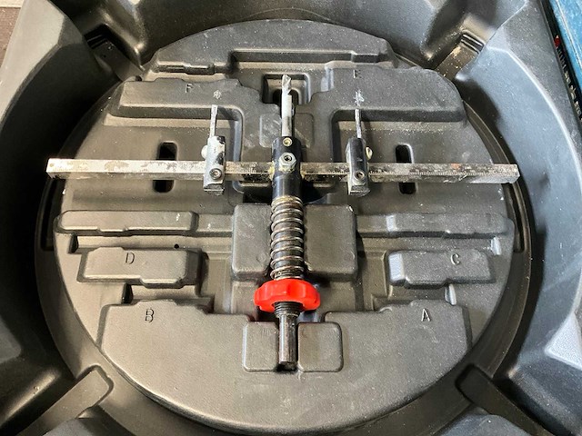 Berg bhc-305 ronde gaten boor - afbeelding 1 van  4