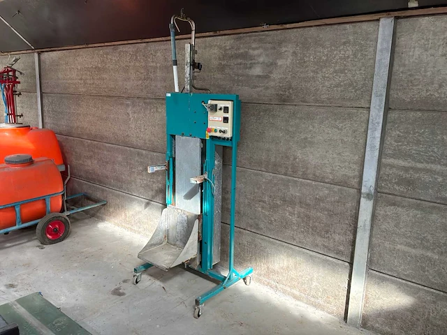 Berg product emmervuller - afbeelding 1 van  11