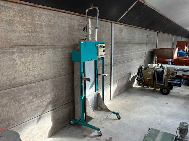 Berg product emmervuller - afbeelding 6 van  11