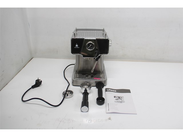 Bergamo espresso en capuccino koffiemachine touchpaneel 20 bar 1350w zilver - afbeelding 6 van  6