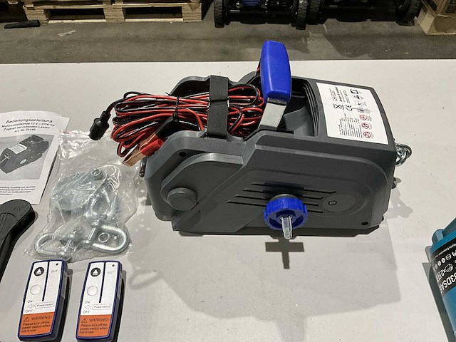 Berger & schröter 2,7 ton lier met afstandsbediening - afbeelding 3 van  5