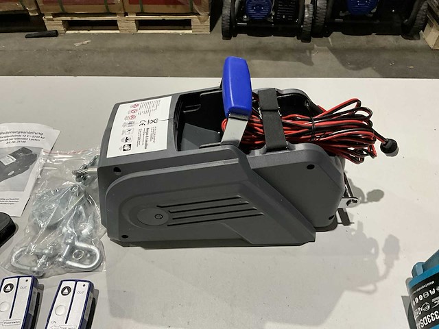 Berger & schröter 2,7 ton lier met afstandsbediening - afbeelding 4 van  5