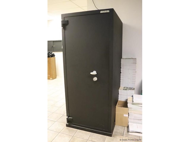 Bergh inbraakwerende kluis - 80x104x188cm - afbeelding 1 van  6