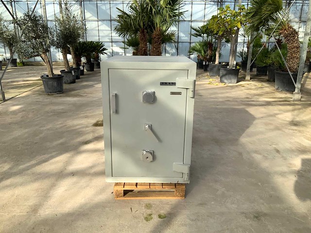 Bergh kluis - afbeelding 1 van  10