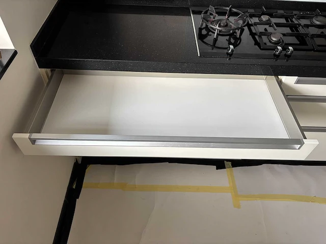Berghoff - keuken met miele / siemens apparatuur - afbeelding 11 van  22