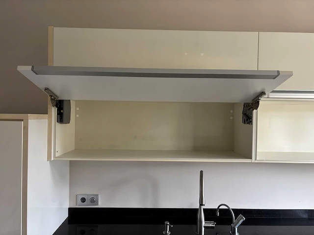 Berghoff - keuken met miele / siemens apparatuur - afbeelding 14 van  22