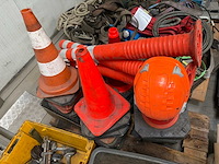 Bergings materiaal - afbeelding 2 van  18