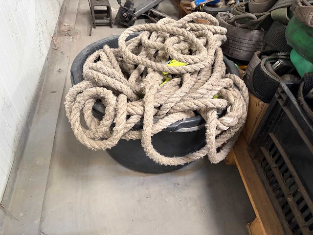 Bergings materiaal - afbeelding 9 van  18