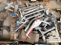 Bergings materiaal - afbeelding 17 van  18