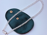 Bergkristal collier met zilveren sluiting - afbeelding 1 van  4