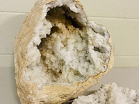 Bergkristal geode - afbeelding 3 van  6
