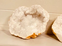 Bergkristal geode - afbeelding 3 van  6