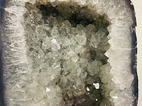 Bergkristal met amethist geode - afbeelding 3 van  6