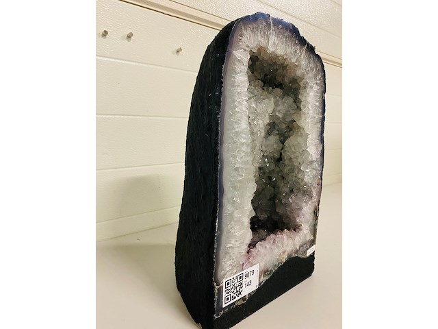 Bergkristal met amethist geode - afbeelding 4 van  6