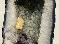 Bergkristal met amethist geode - afbeelding 3 van  7