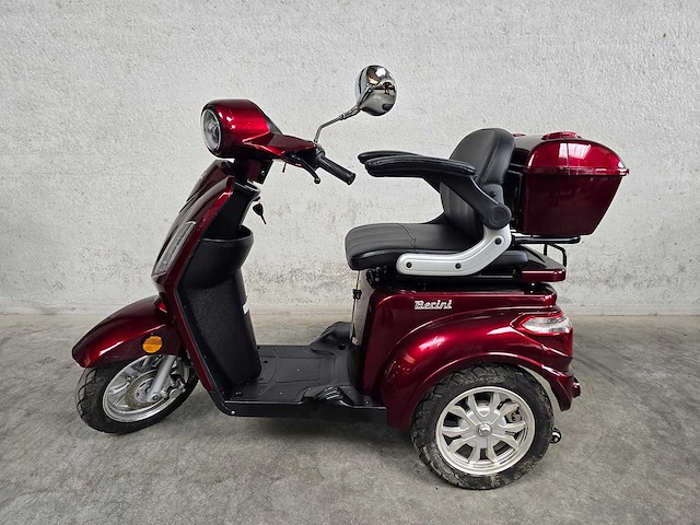 Berini - mango - scootmobiel - brommer - afbeelding 1 van  7
