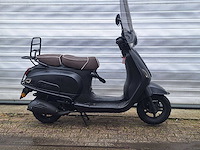 Berini iva lux 25 km snorscooter 4takt - afbeelding 6 van  7