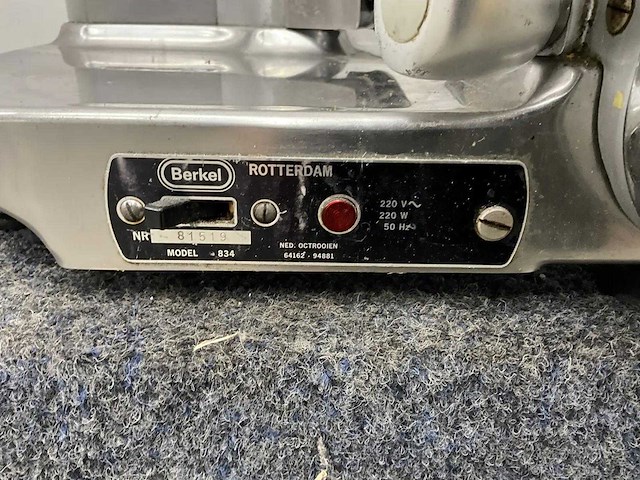 Berkel - 834 - snijmachine - afbeelding 10 van  11
