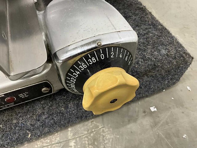 Berkel - 834 - snijmachine - afbeelding 8 van  10