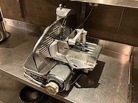 Berkel - 834 - tafelsnijmachine - afbeelding 1 van  5