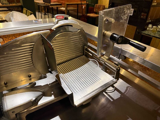 Berkel - 834 s - snijmachine - afbeelding 5 van  7