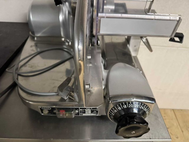 Berkel - 834s - snijmachine - afbeelding 1 van  4