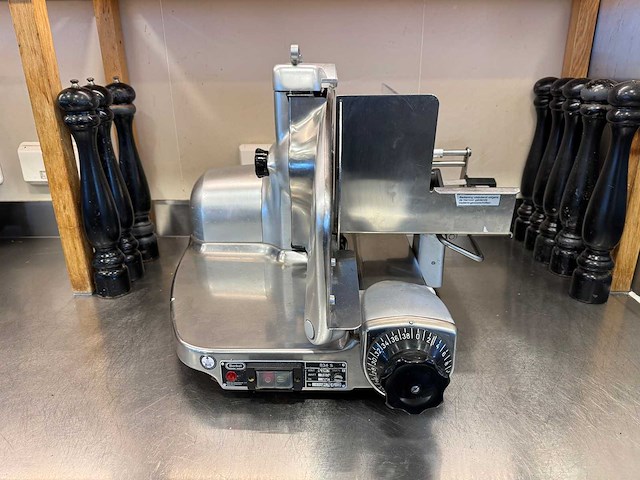 Berkel - 834s - tafelsnijmachine - afbeelding 2 van  7