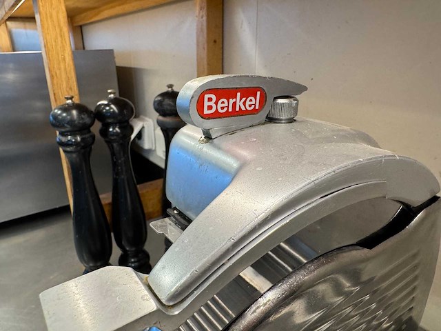 Berkel - 834s - tafelsnijmachine - afbeelding 7 van  7