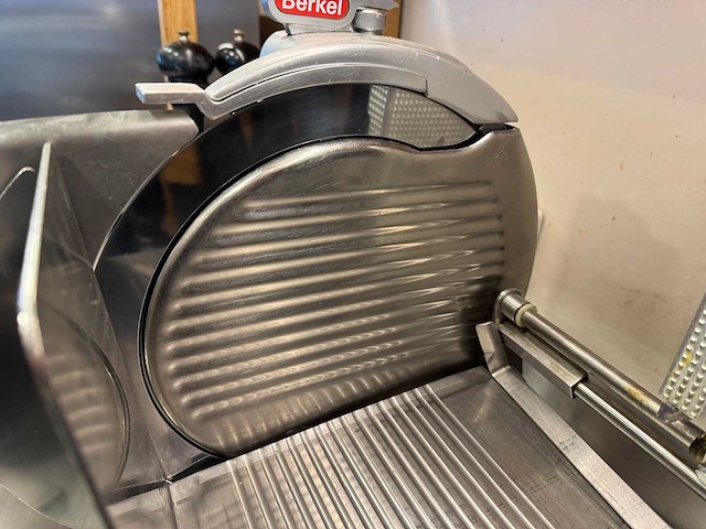 Berkel - 834s - tafelsnijmachine - afbeelding 6 van  7