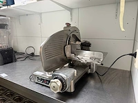 Berkel - model 834 - elektrische snijmachine - afbeelding 2 van  9