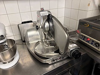Berkel 834 professionele vleessnijmachine / snijmachine - afbeelding 1 van  3