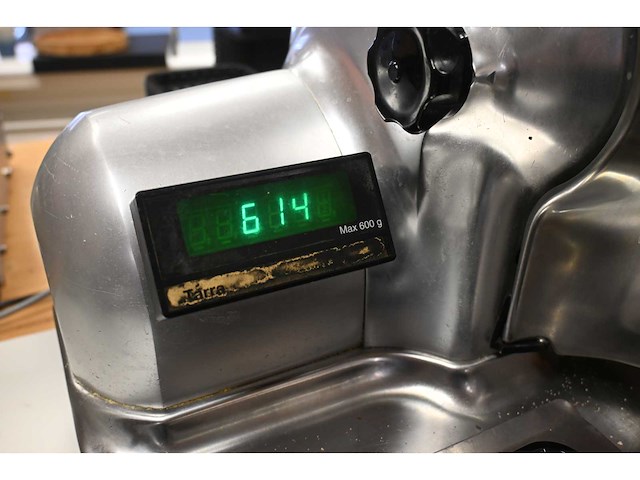 Berkel 834s rvs vleessnijmachine met digitale aflezing - afbeelding 5 van  8