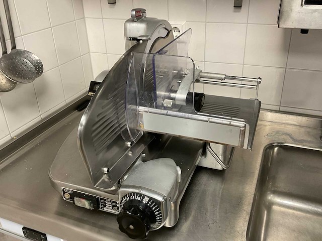 Berkel 834s snijmachine - afbeelding 1 van  2